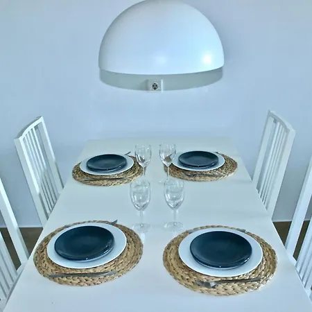 Ocean View With Large Terrace شقة