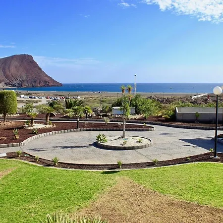 شقة Ocean View With Large Terrace *