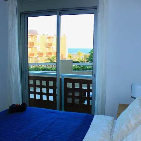 Ocean View With Large Terrace شقة